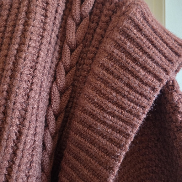 Cozy Ribbed Knit Sweater - Rust - Picture 2 of 2